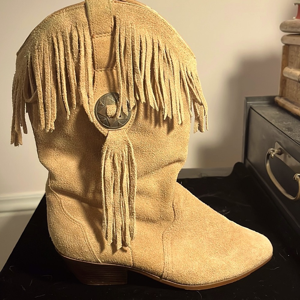 Vintage Sheriff Houston Tan Suede Boots Size 8 Fringe Western midi height